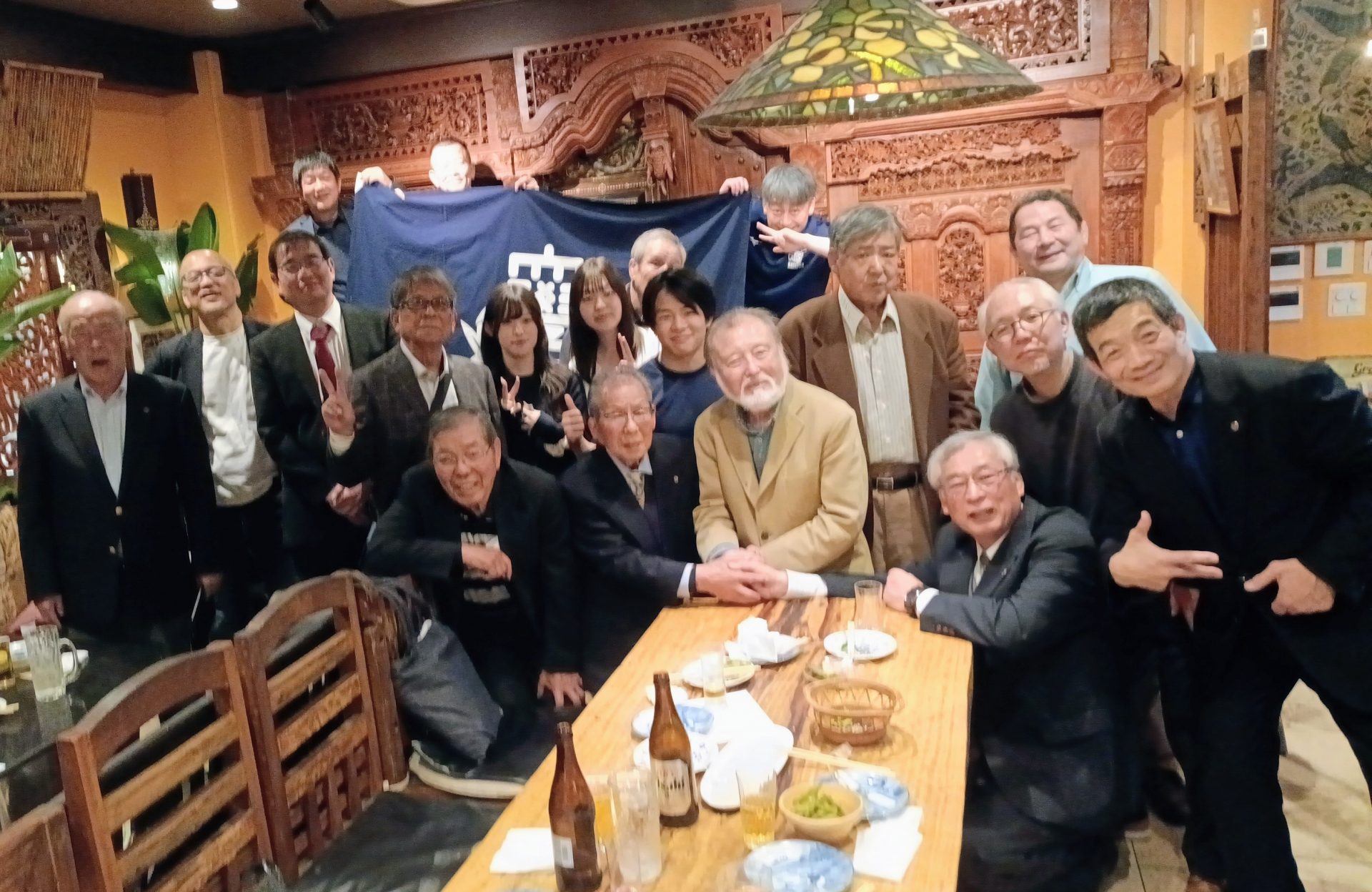 懇親会：14:15～16:30、ケープコッド(CAPE COD)